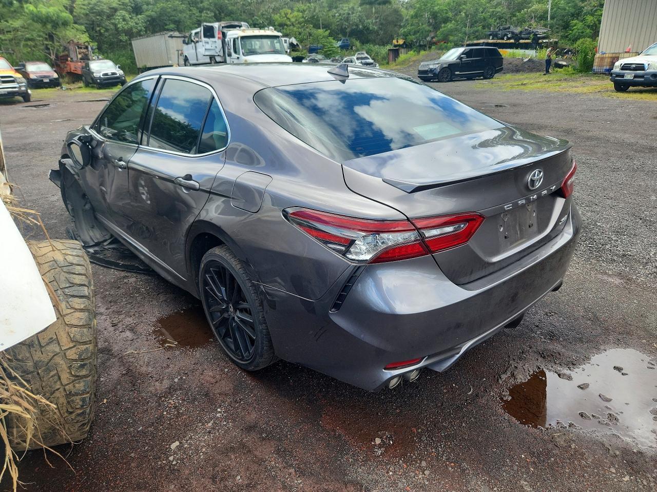 2022 Toyota Camry Xse - Фото 2