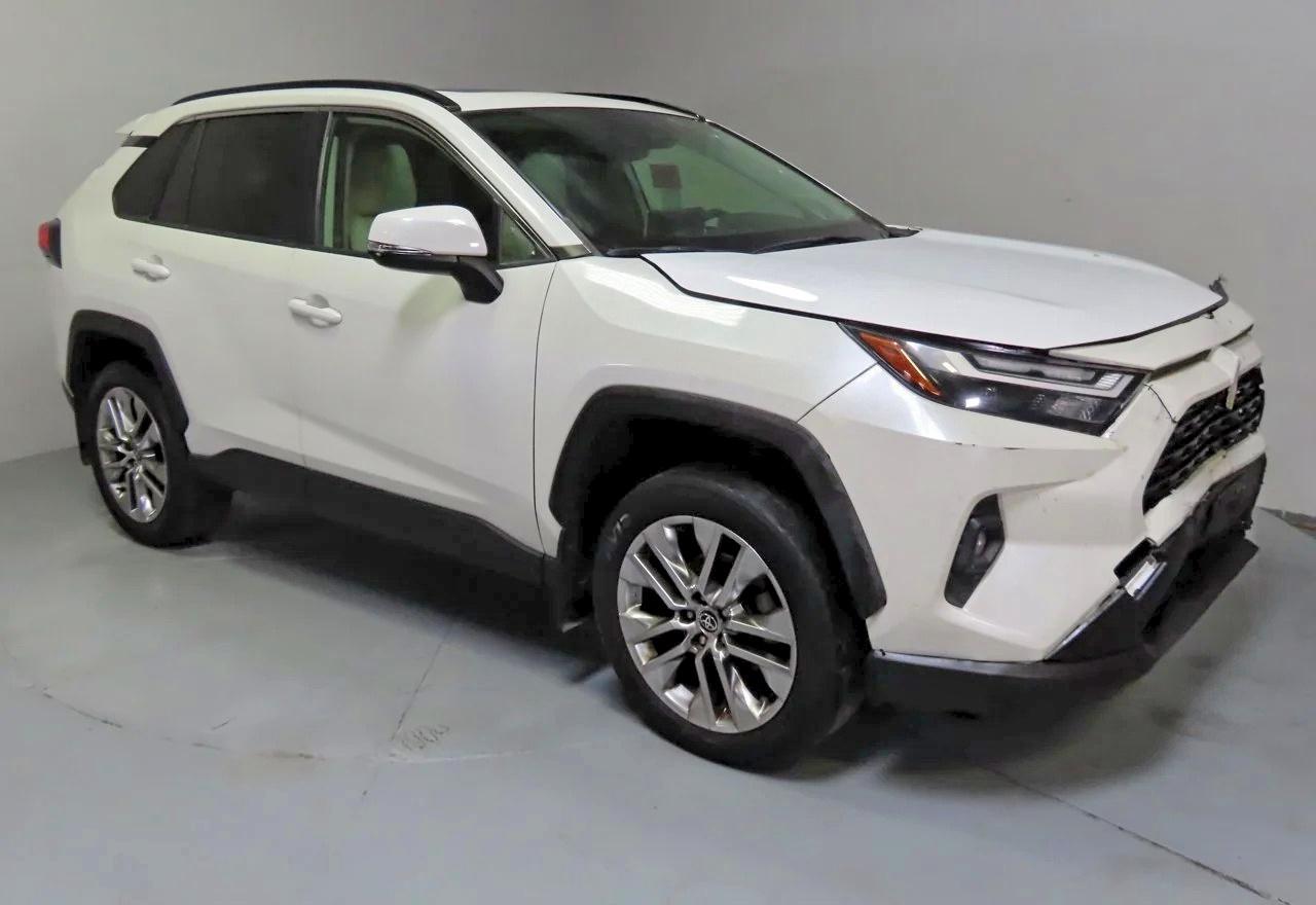 2022 Toyota Rav4 Xle Premium