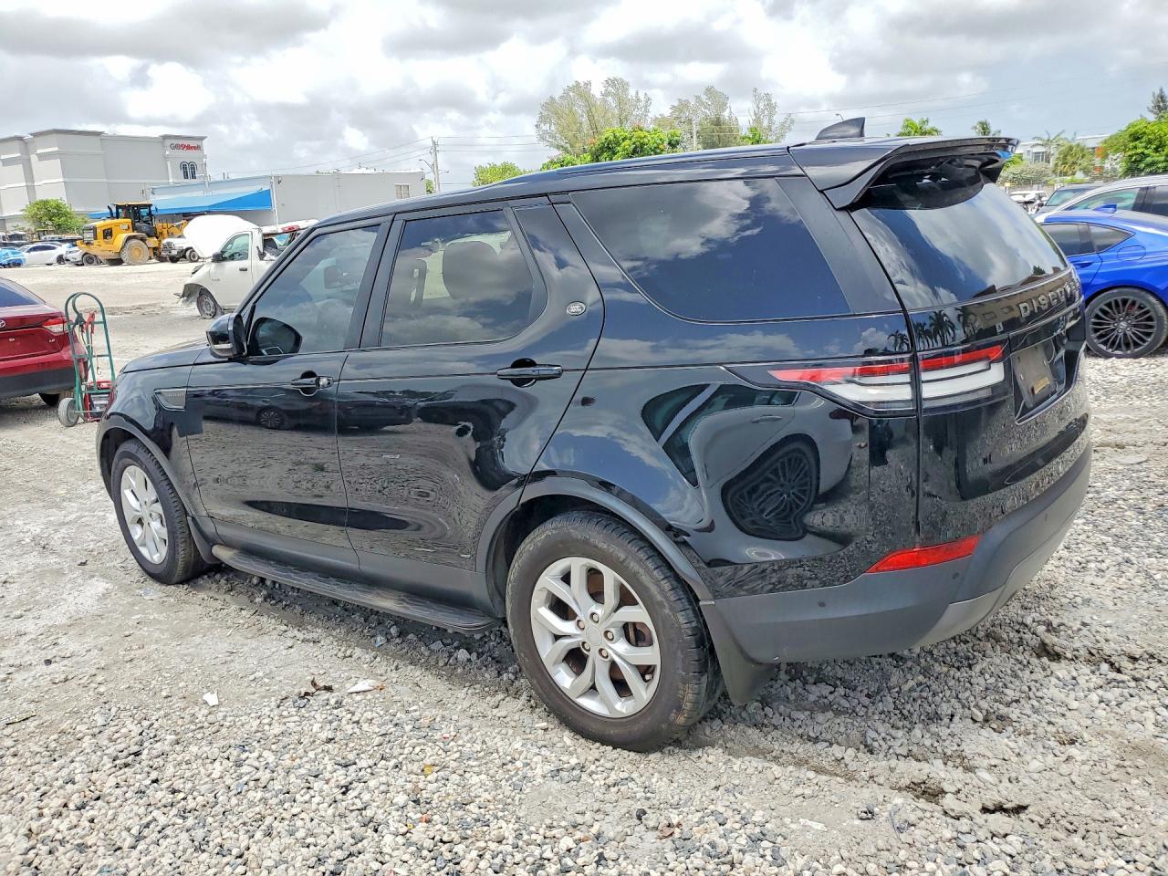 2020 Land Rover Discovery Se - Image 2