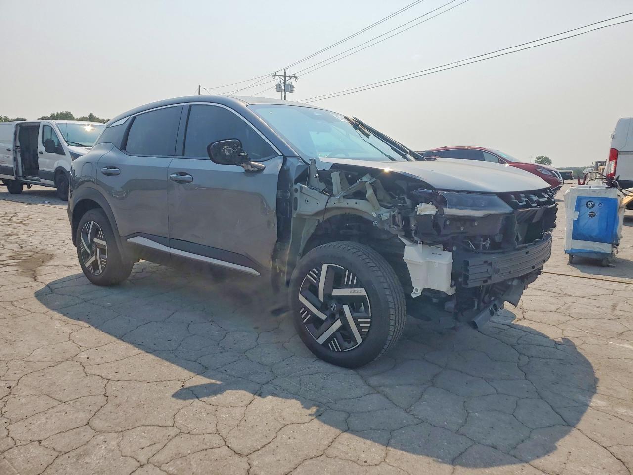 2025 Nissan Kicks Sv - Image 4