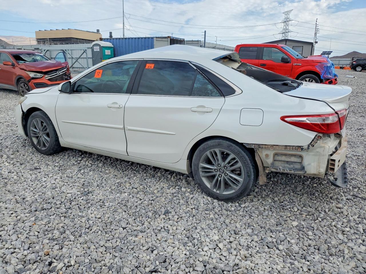 2017 Toyota Camry Se - Image 2