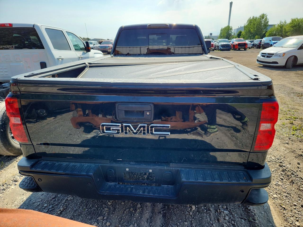 2019 GMC Sierra K3500 Denali - Image 6