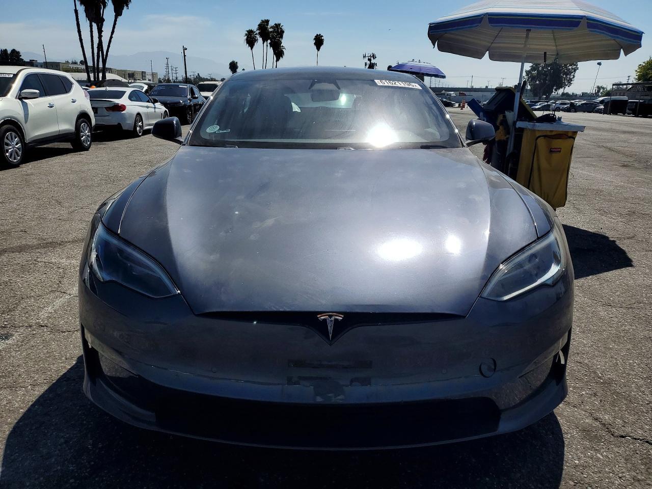 2022 Tesla Model S - Image 5