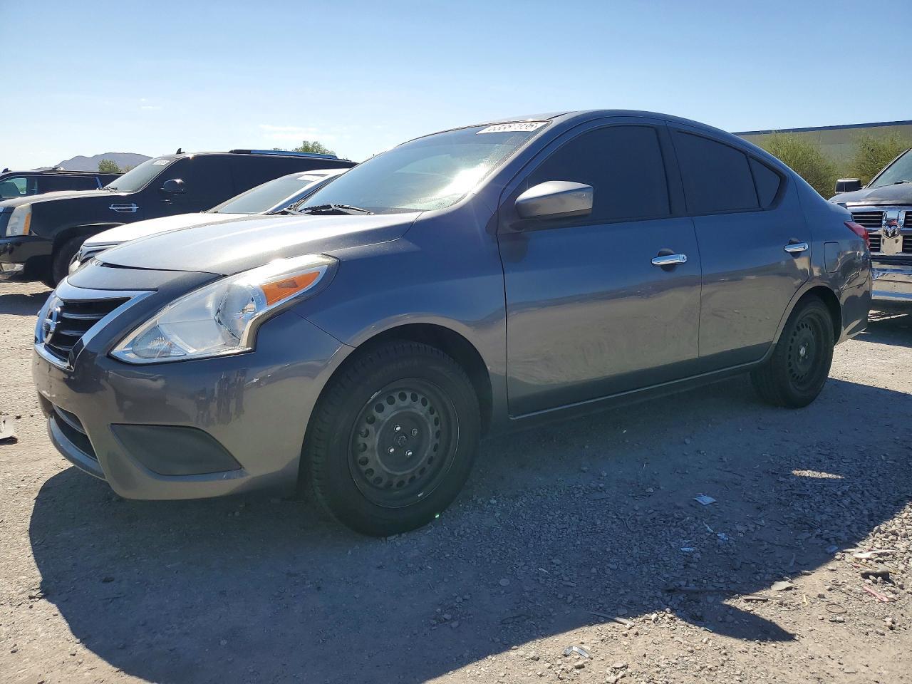 2018 Nissan Versa Sv