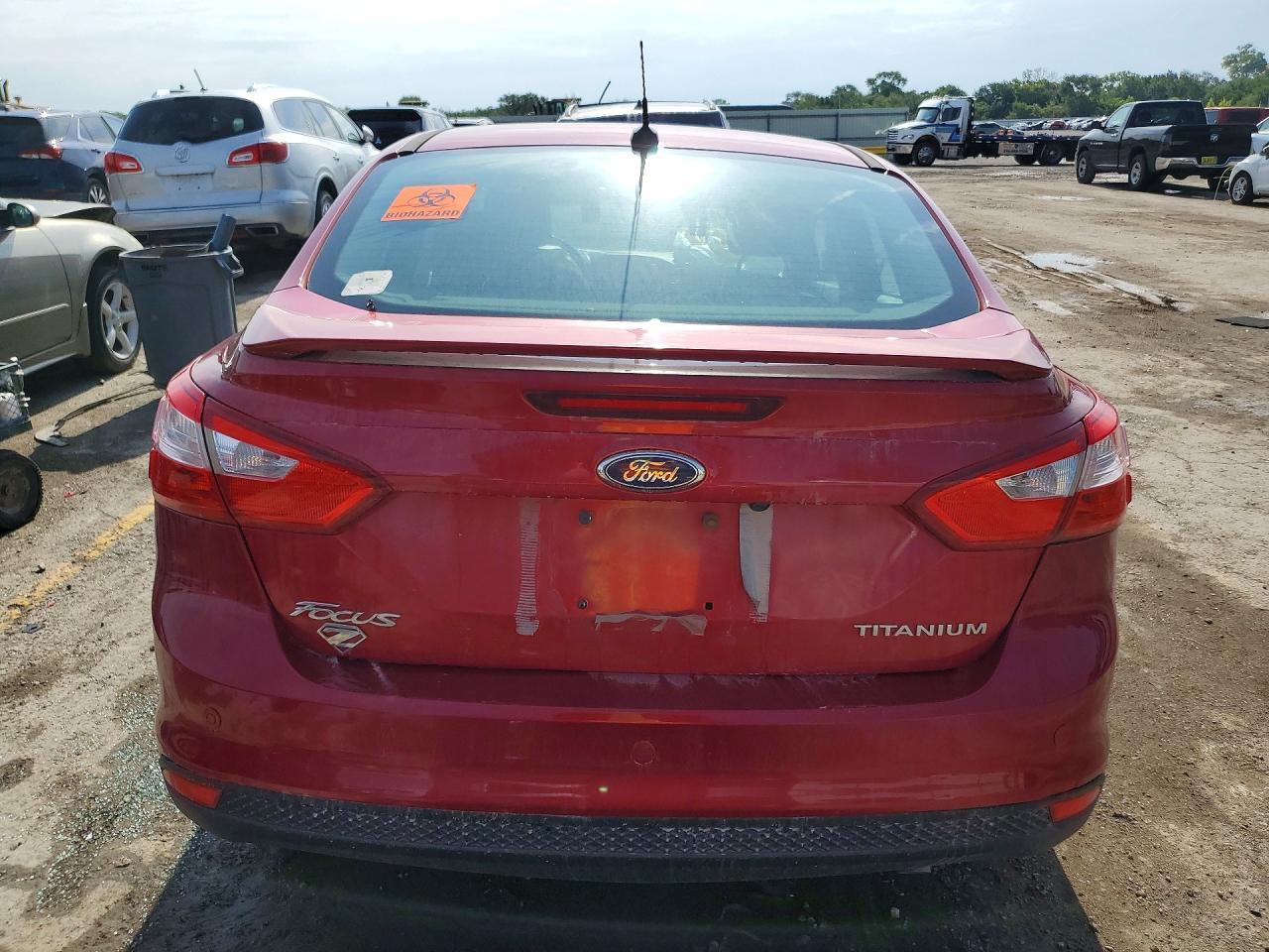 2012 Ford Focus Electric - Image 6