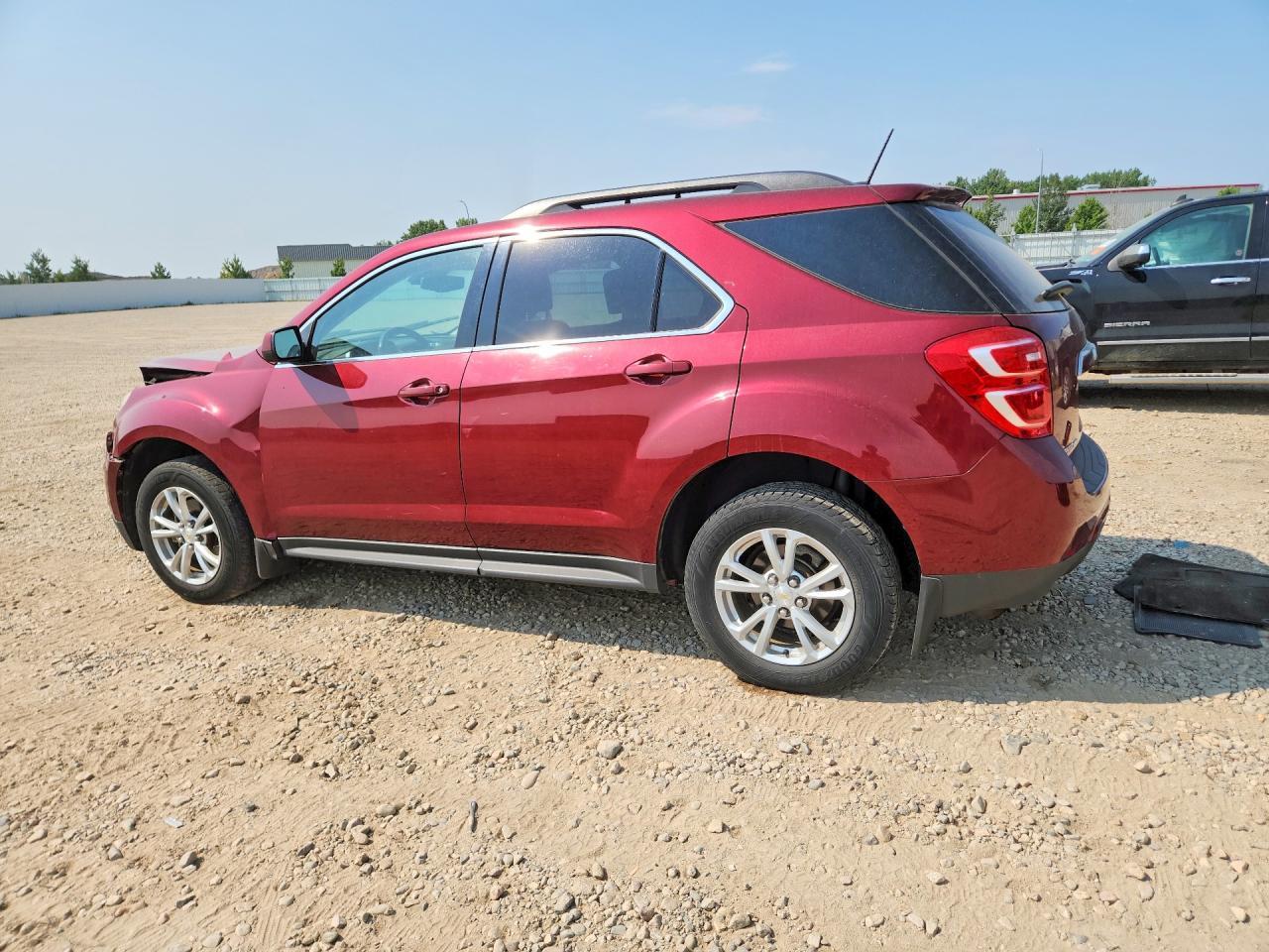2017 Chevrolet Equinox Lt - Image 2