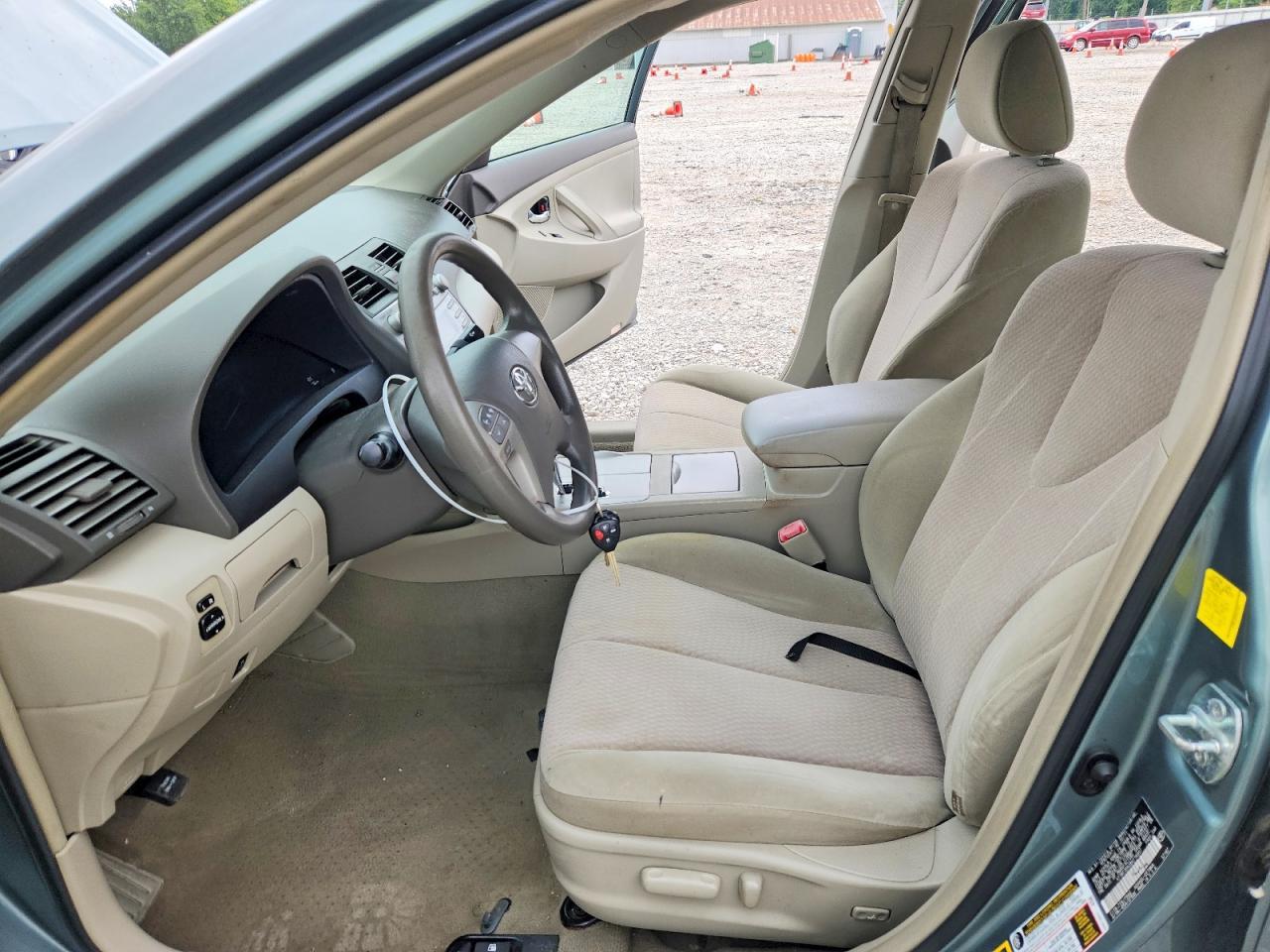 2011 Toyota Camry Le - Image 7