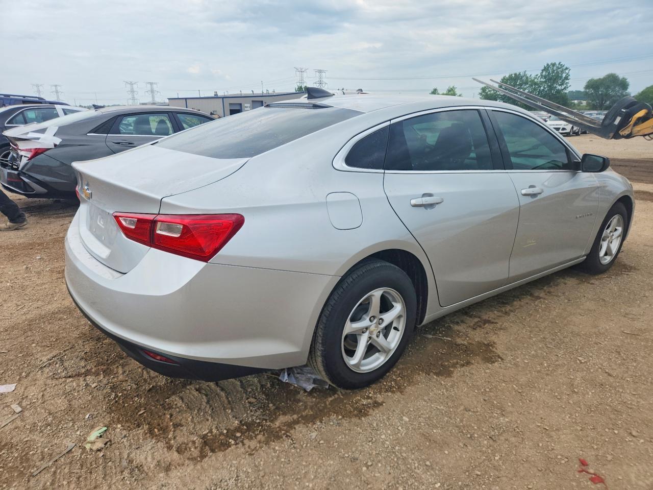 2018 Chevrolet Malibu Ls - Фото 3