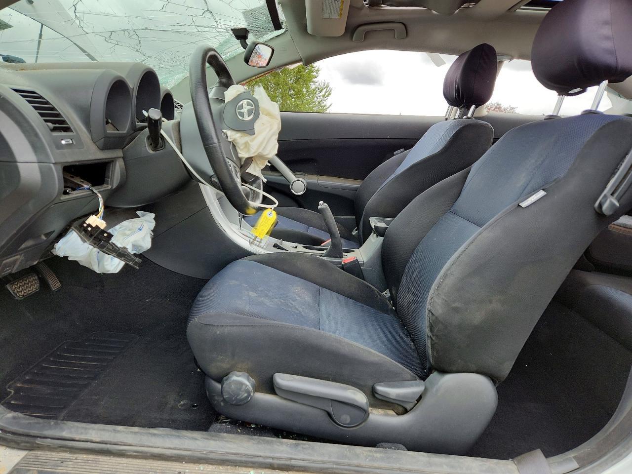 2010 Scion Tc Base - Image 7