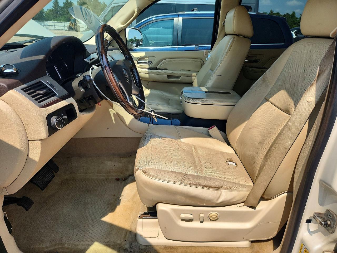 2008 Cadillac Escalade Luxury - Фото 7