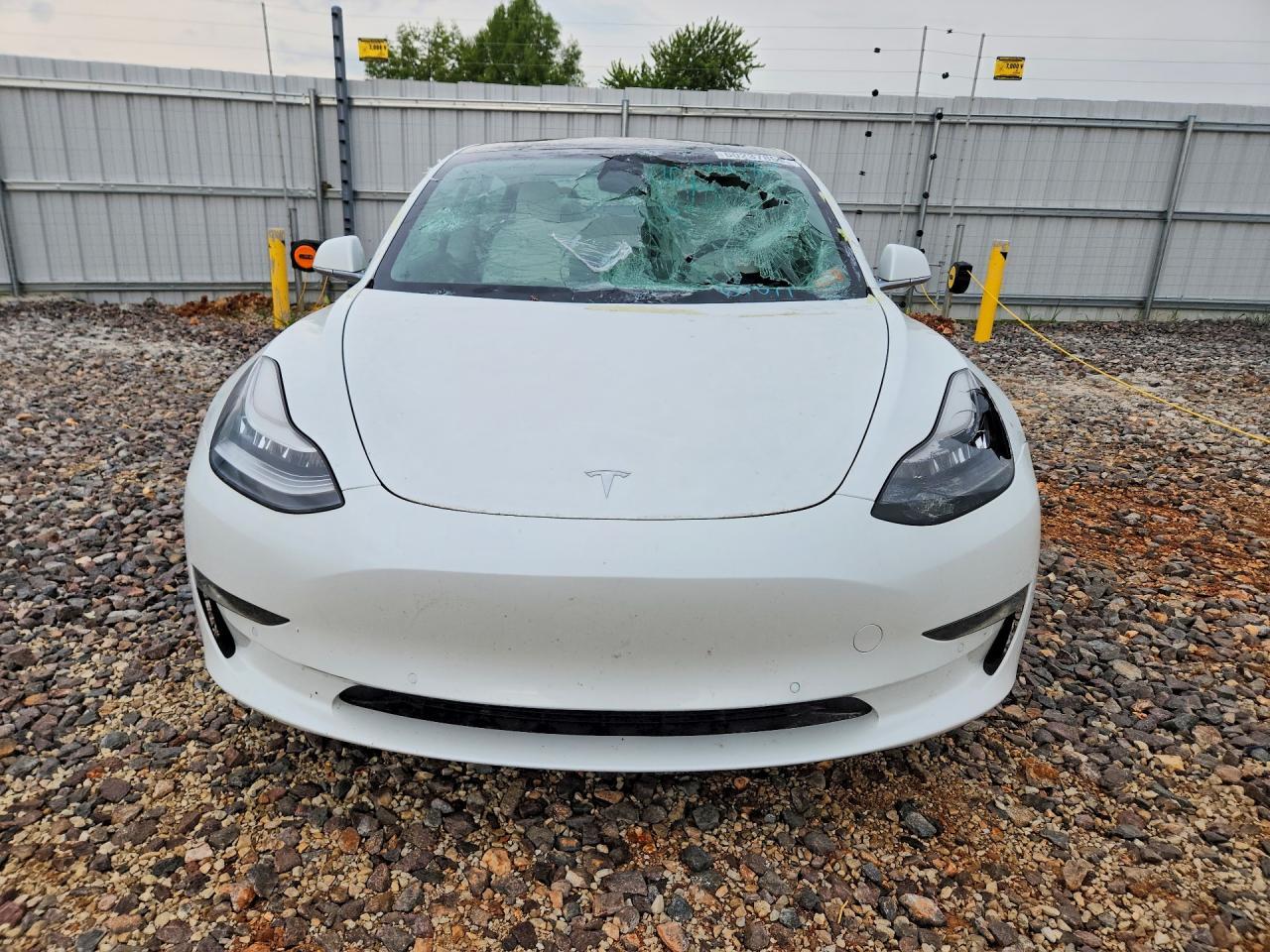 2020 Tesla Model 3 - Image 5