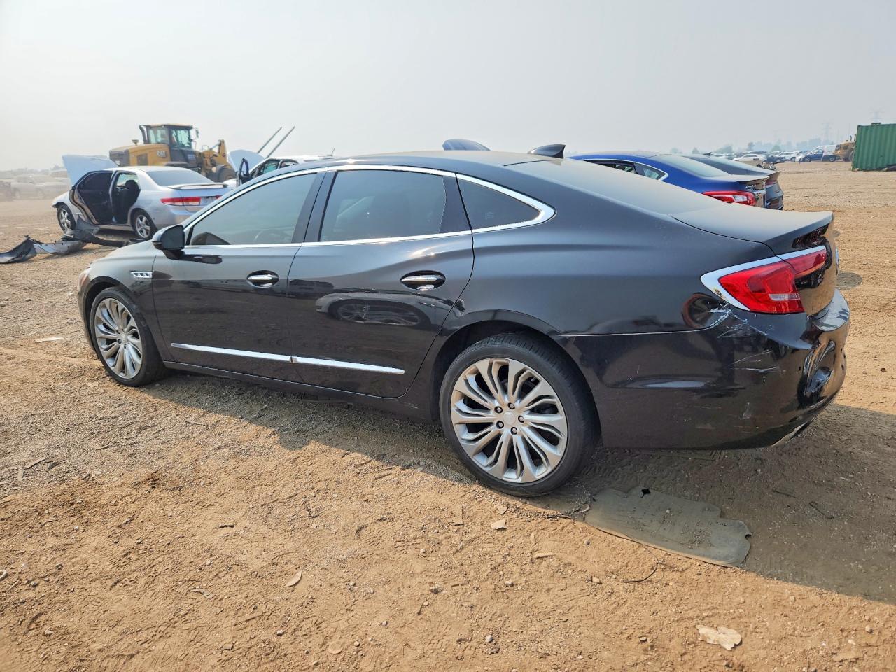 2019 Buick Lacrosse Essence - Image 2