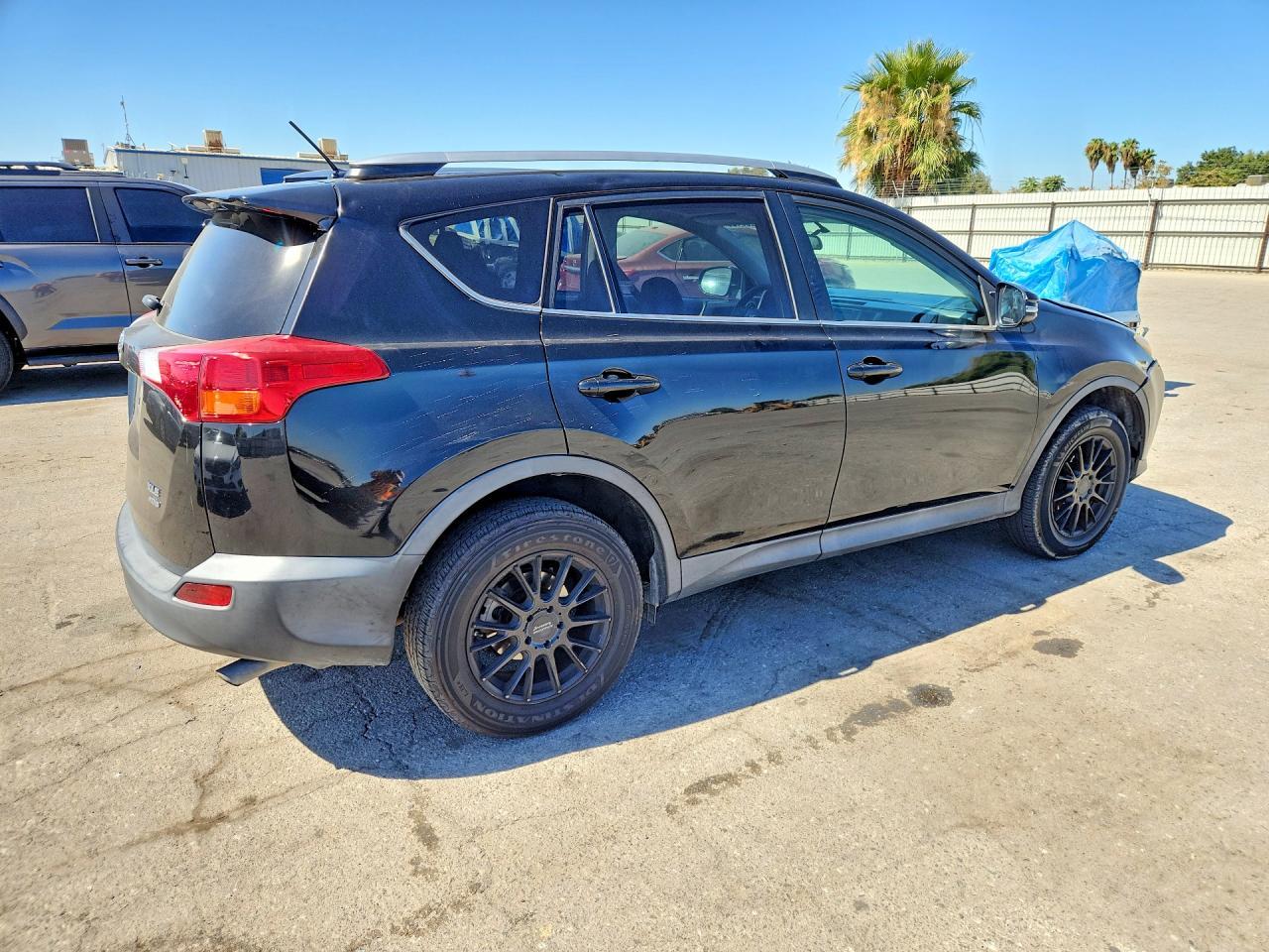 2015 Toyota Rav4 Xle - Фото 3
