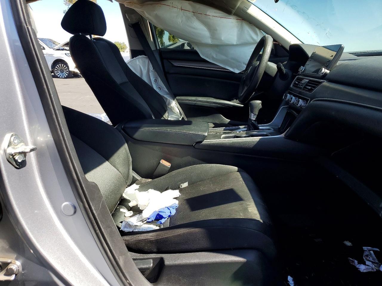 2018 Honda Accord Lx - Image 7