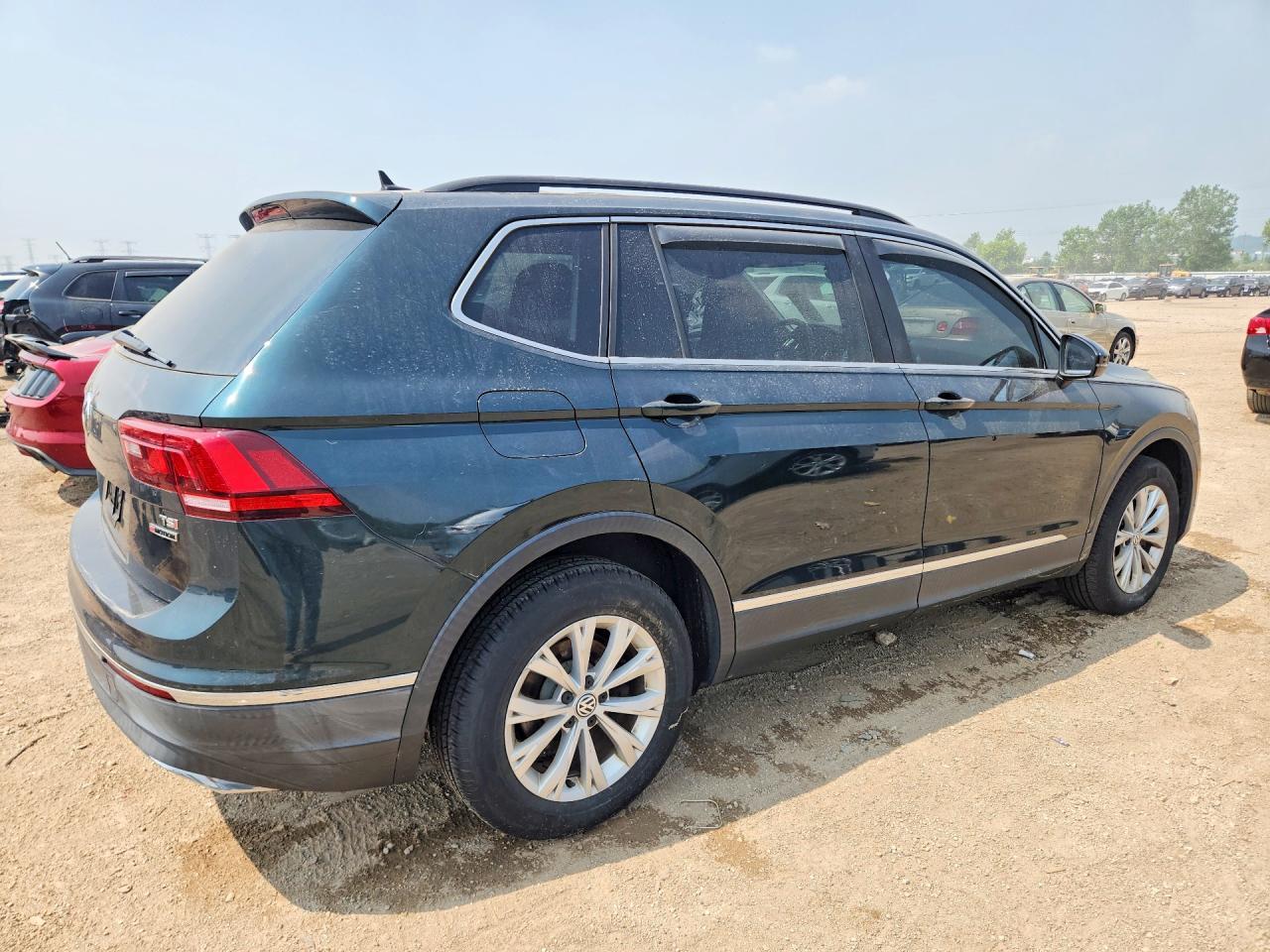 2018 Volkswagen Tiguan Se - Фото 3