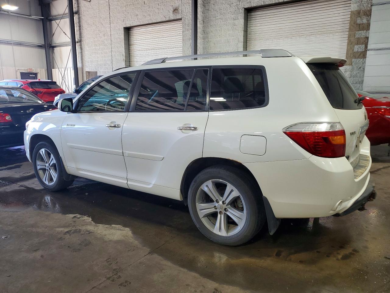 2008 Toyota Highlander Limited - Image 2