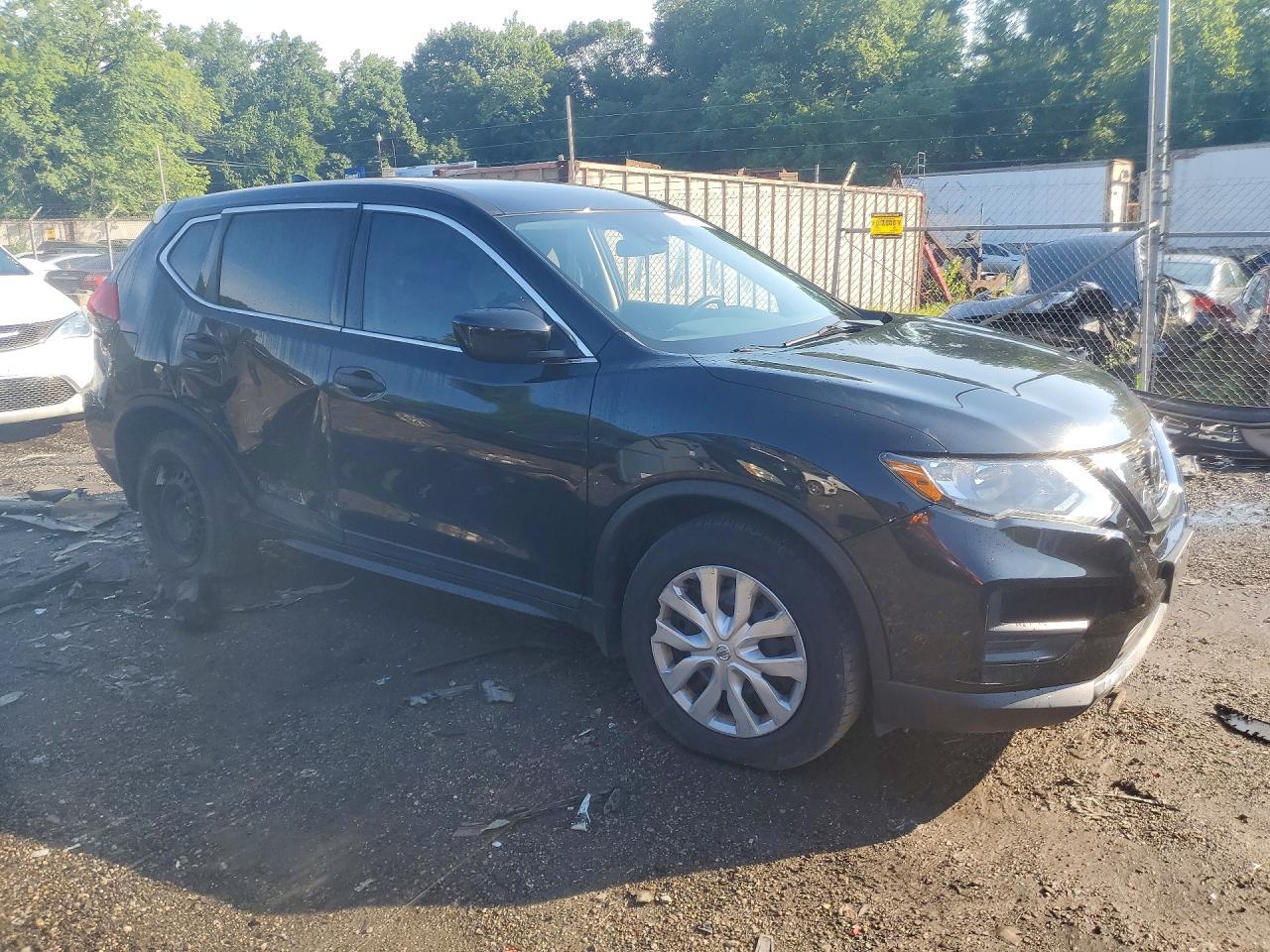 2019 Nissan Rogue S - Фото 4