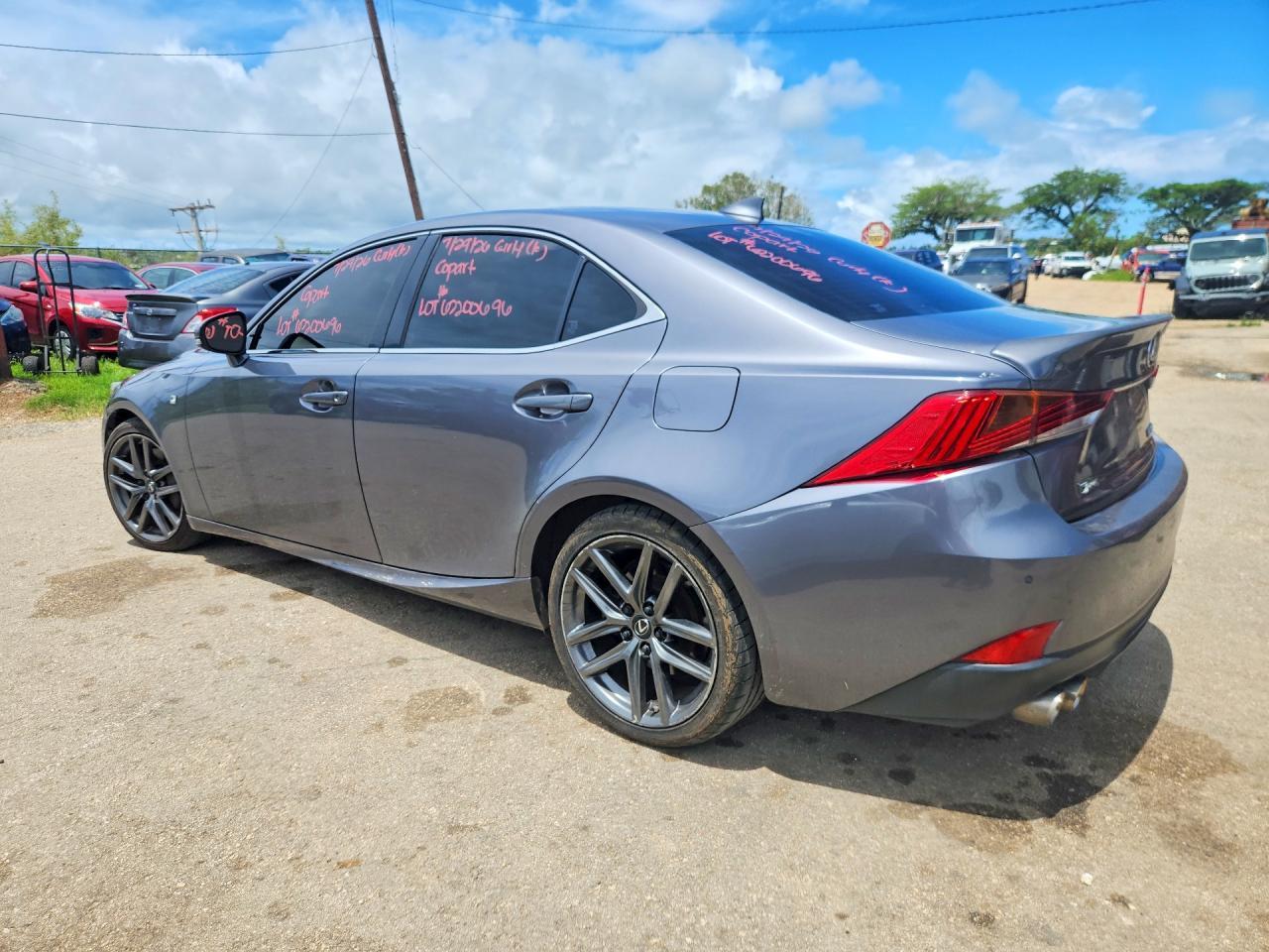 2018 Lexus Is 300 - Image 2