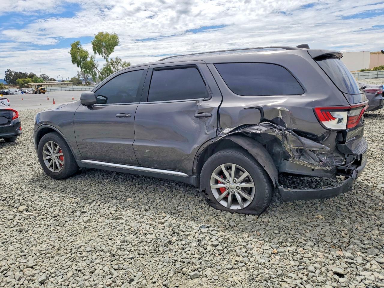 2016 Dodge Durango Sxt - Фото 2