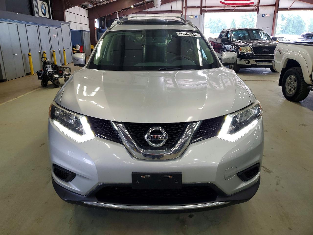 2014 Nissan Rogue Sv - Image 5