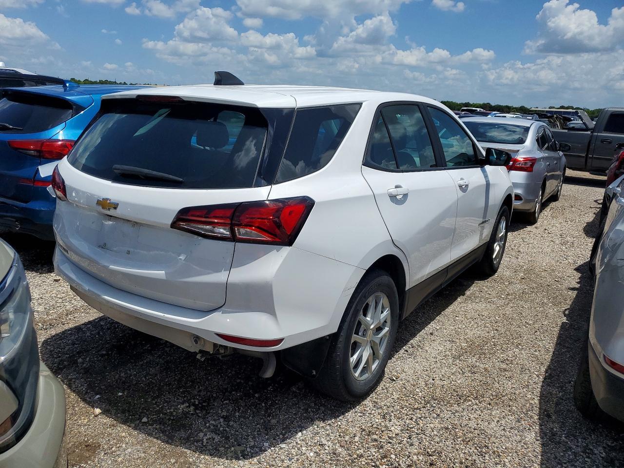 2024 Chevrolet Equinox - Image 3