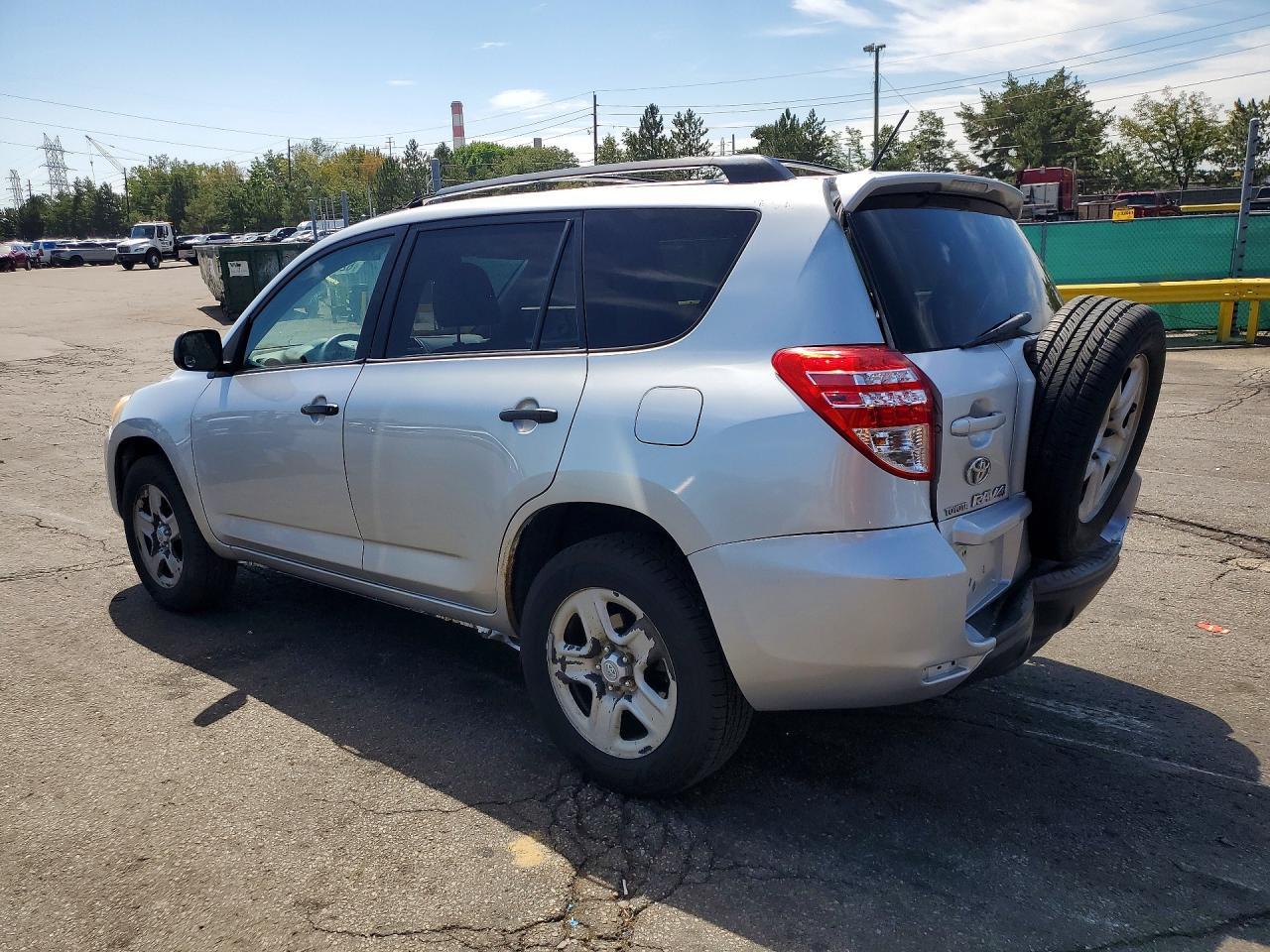 2012 Toyota Rav4 Base - Фото 2