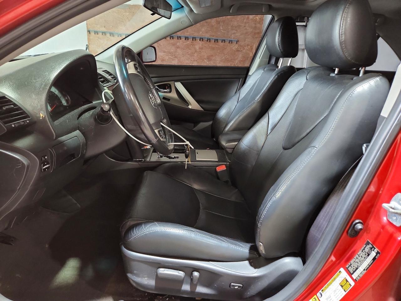 2009 Toyota Camry Se - Image 7