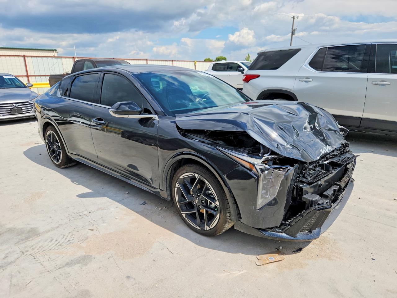 2025 Kia K4 Gt Line - Фото 4