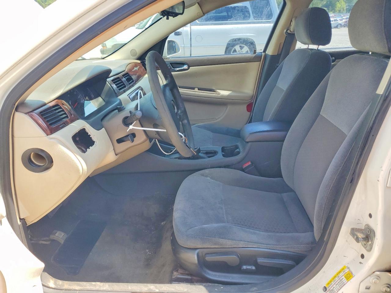 2008 Chev Impala - Фото 7