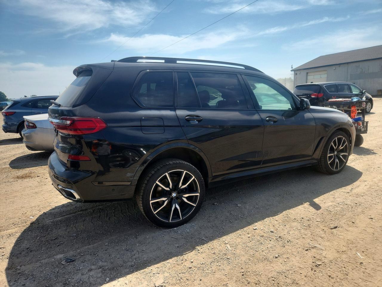 2020 BMW X7 xDrive40I - Image 3