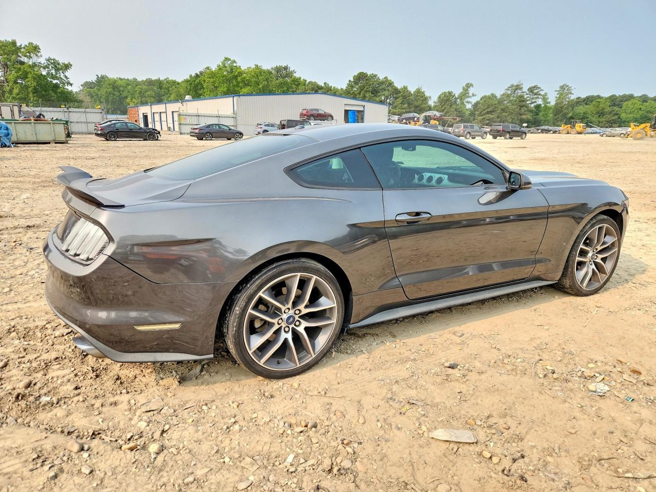 2015 Ford Mustang - Фото 3