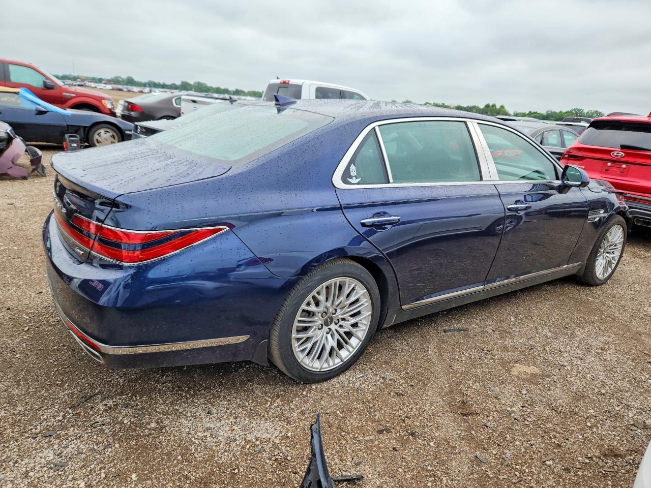 2021 Genesis G90 Premium - Фото 3