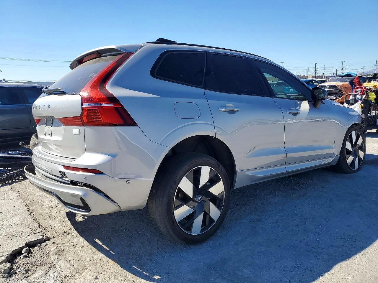 2024 Volvo Xc60 Plus - Фото 3