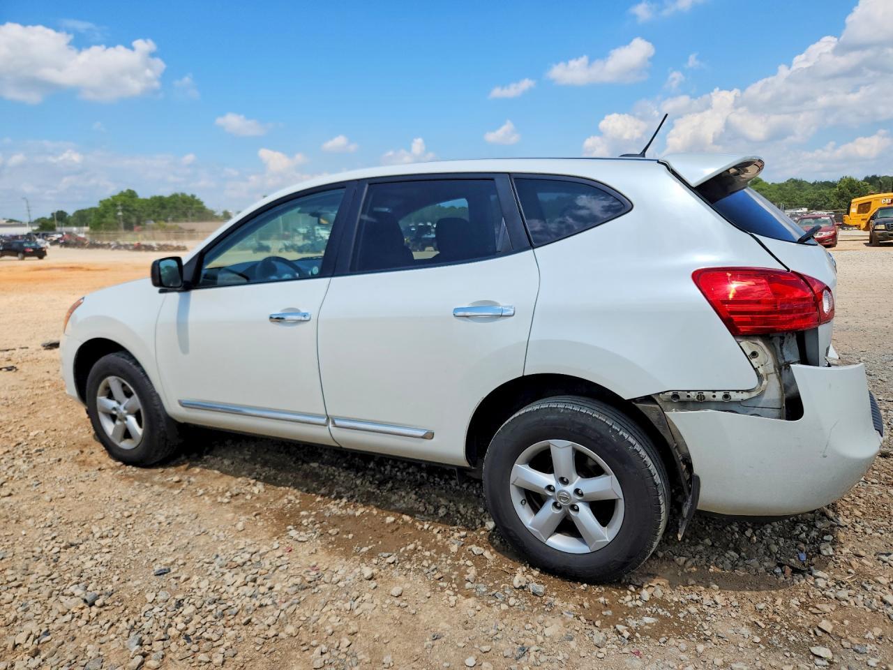 2012 Nissan Rogue S - Image 2