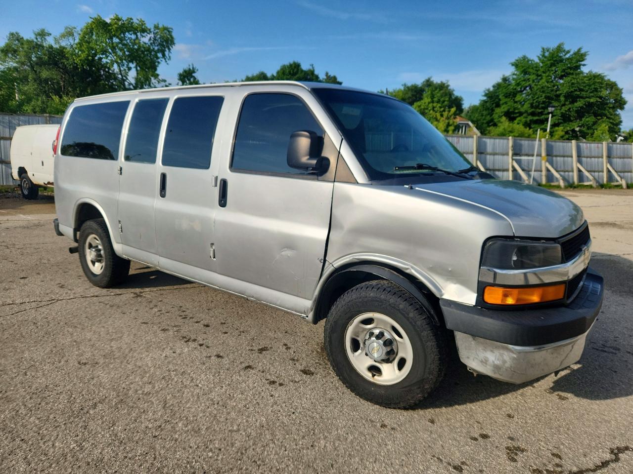 2015 Chevrolet Express G3500 Lt - Фото 4