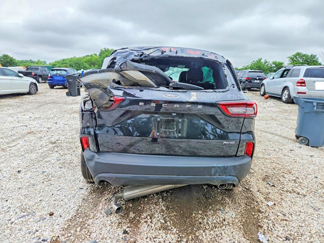 2025 Ford Escape St Line - Image 6