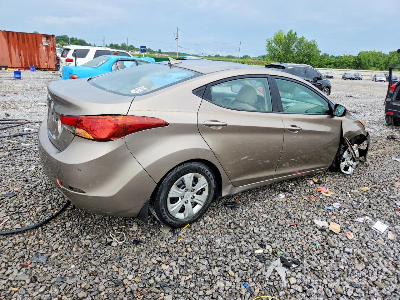 2016 Hyundai Elantra Se - Image 3