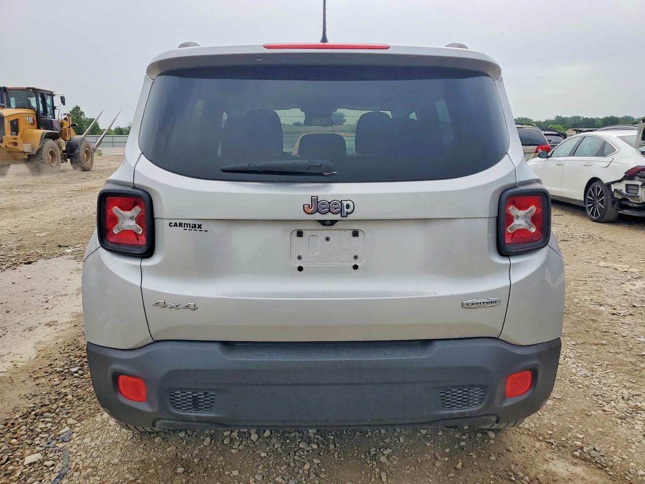 2017 Jeep Renegade Latitude - Фото 6