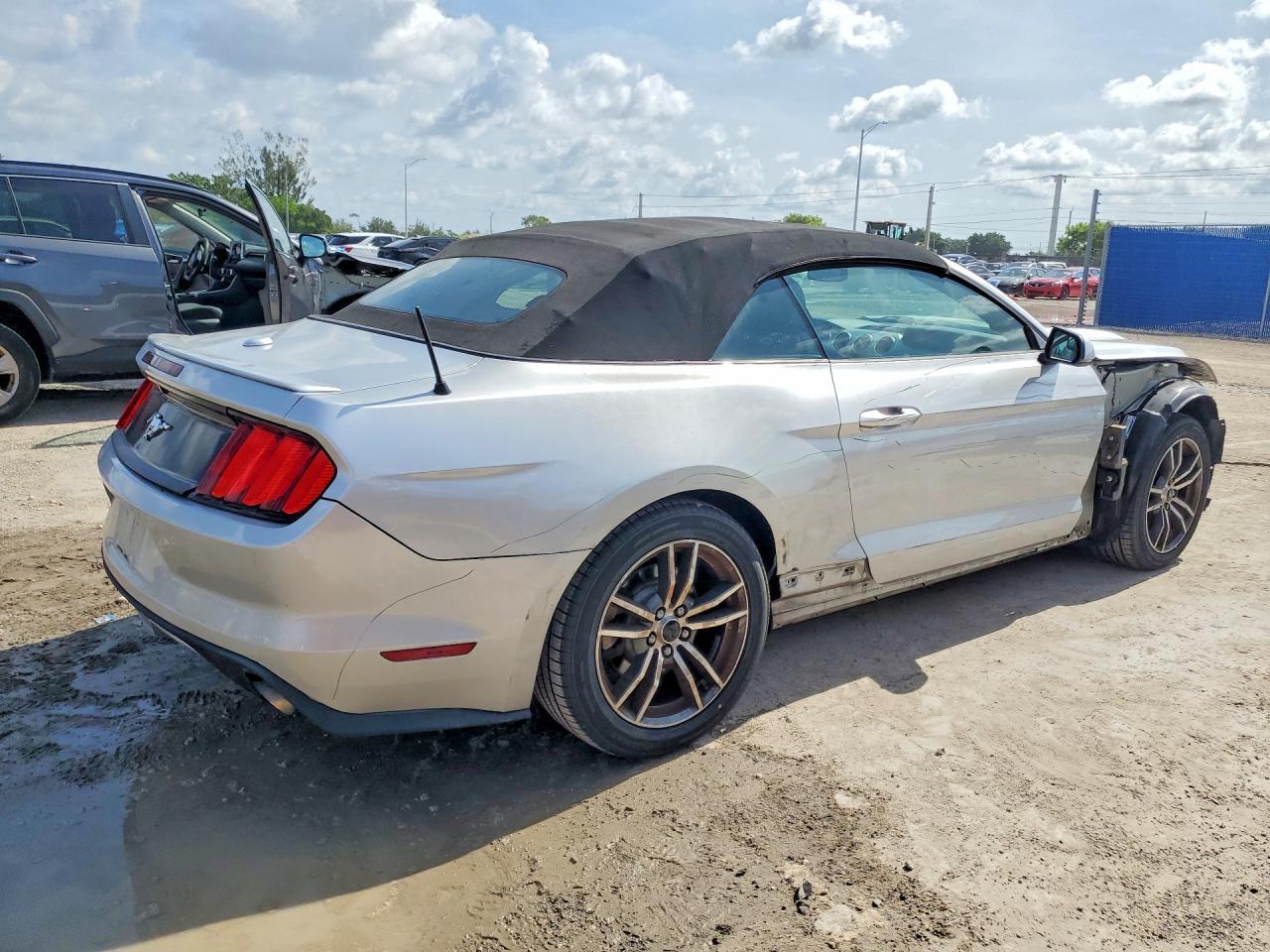 2016 Ford Mustang - Image 3