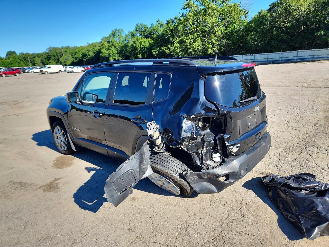 2021 Jeep Renegade Latitude - Фото 2