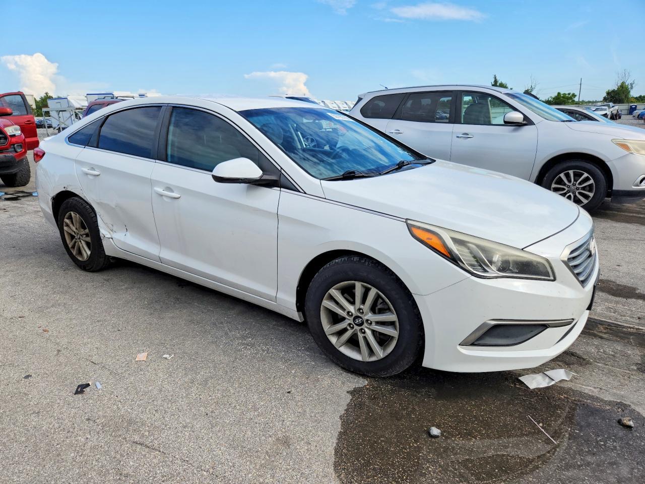 2017 Hyundai Sonata Se - Фото 4