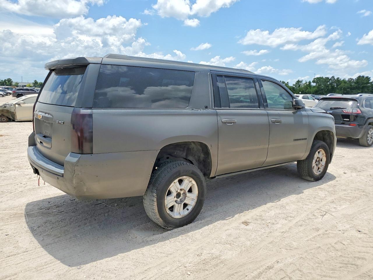 2020 Chevrolet Suburban C1500 Lt - Фото 3