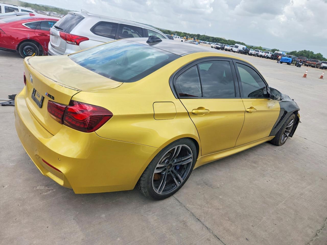 2017 BMW M3 - Фото 3