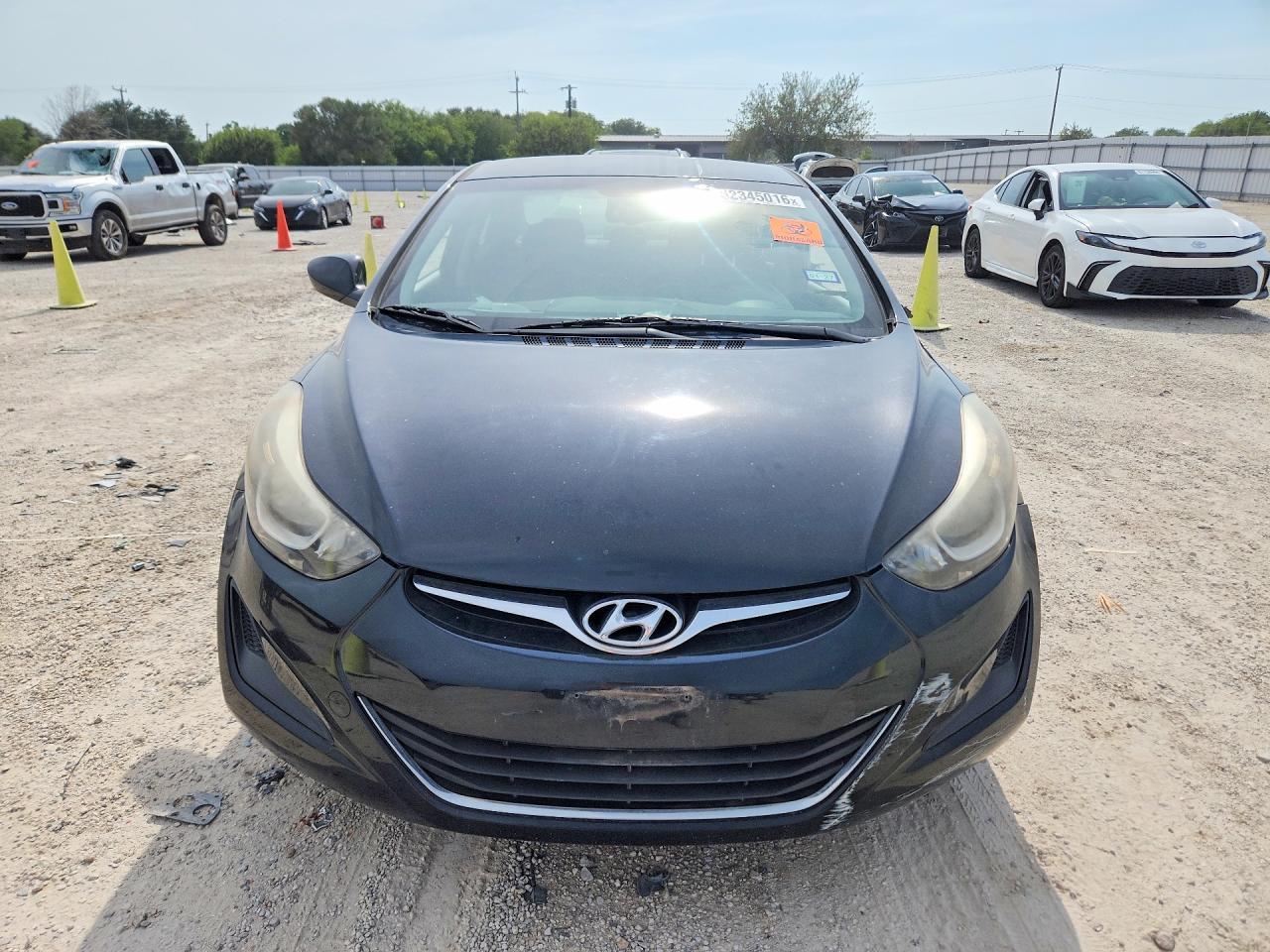 2014 Hyundai Elantra Se - Image 5