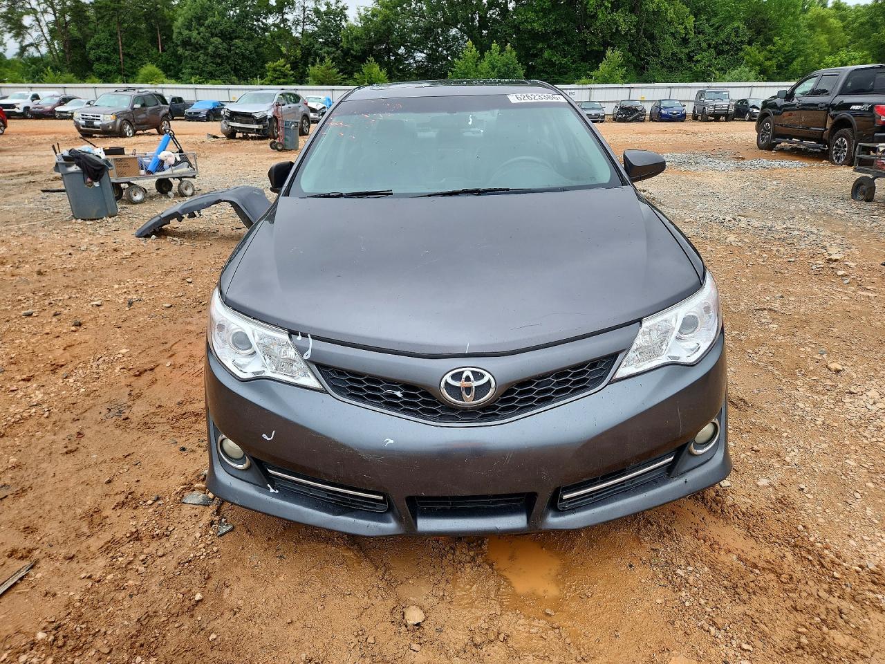 2013 Toyota Camry Se - Фото 5