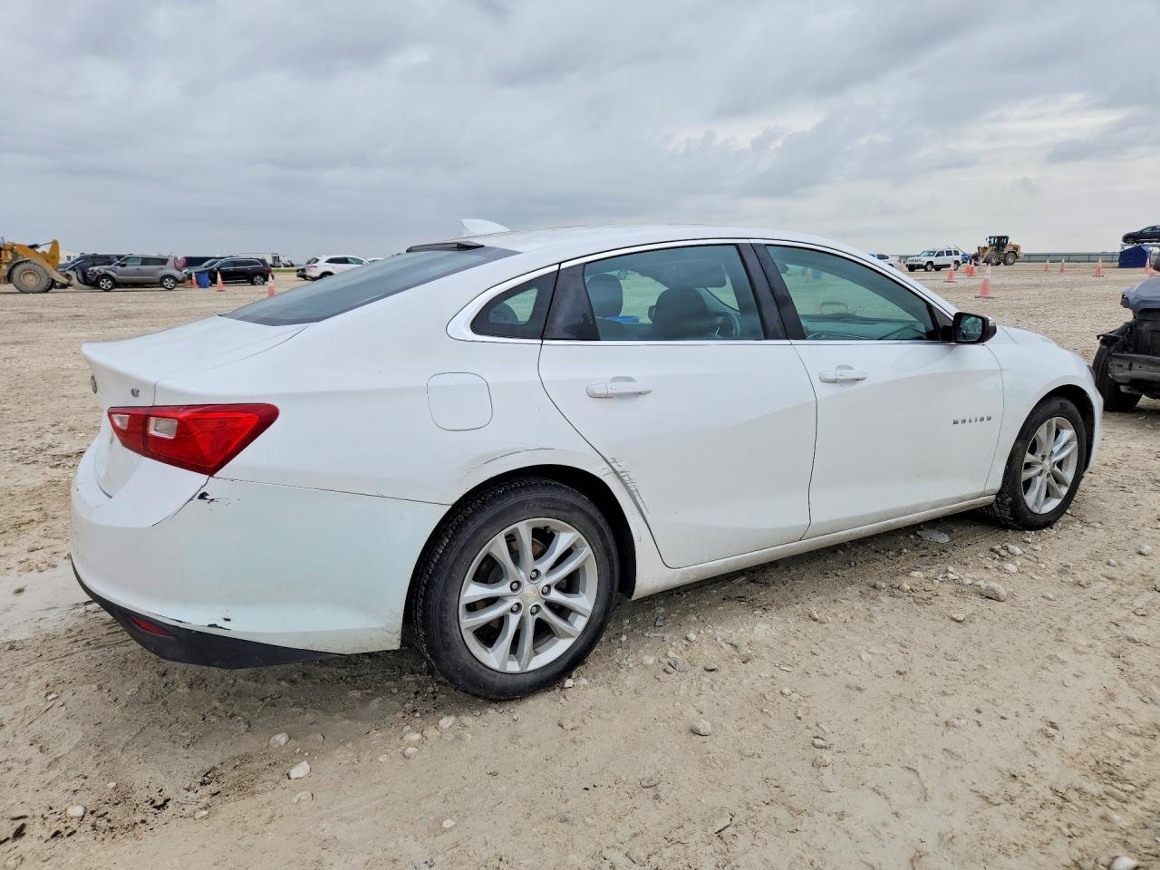 2016 Chevrolet Malibu Lt - Image 3