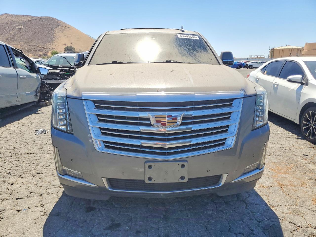 2019 Cadillac Escalade Platinum - Image 5