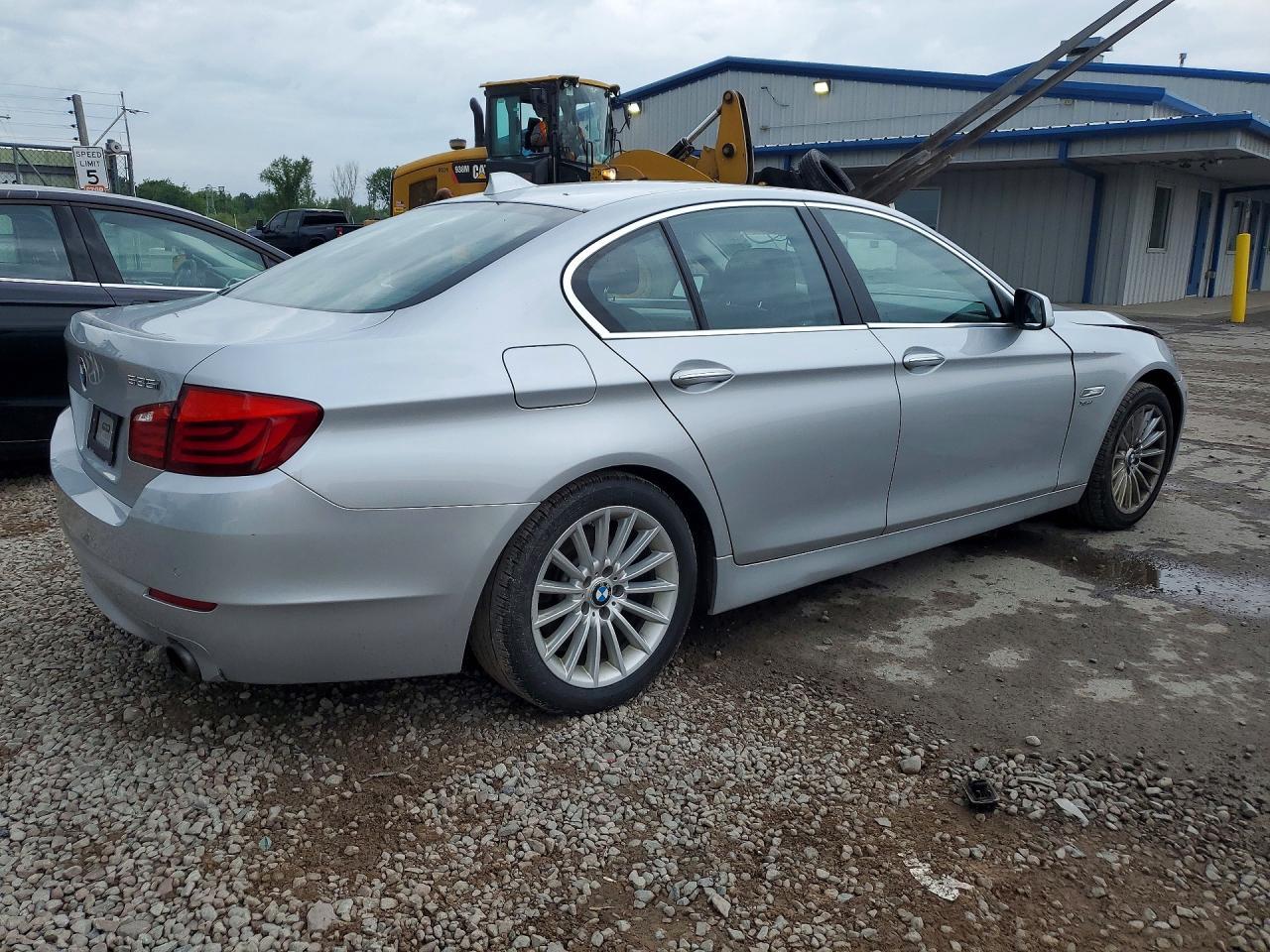 2012 BMW 535 Xi - Image 3