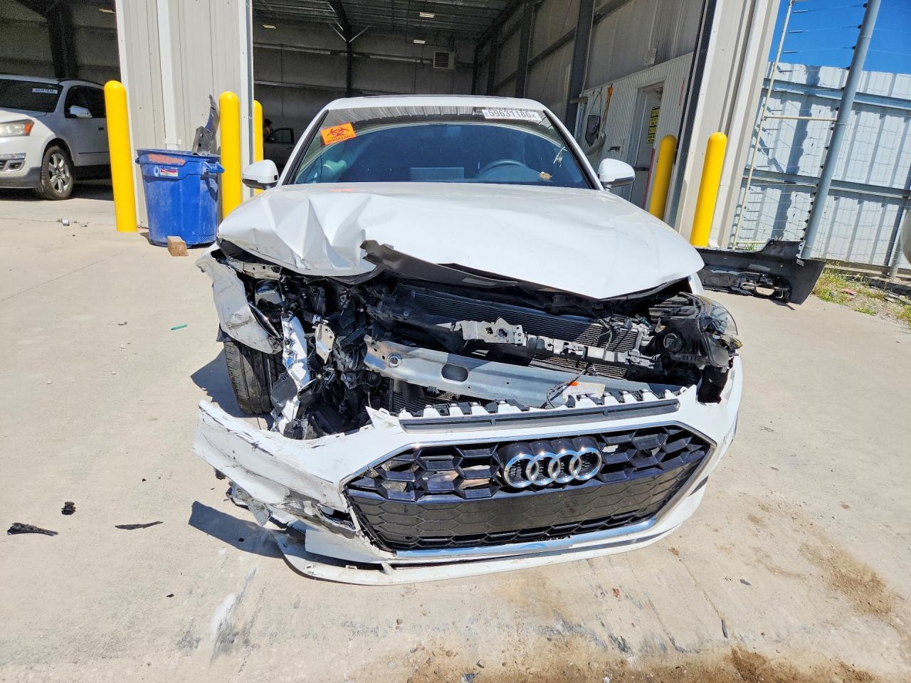 2023 Audi A4 Premium Plus 45 - Фото 5