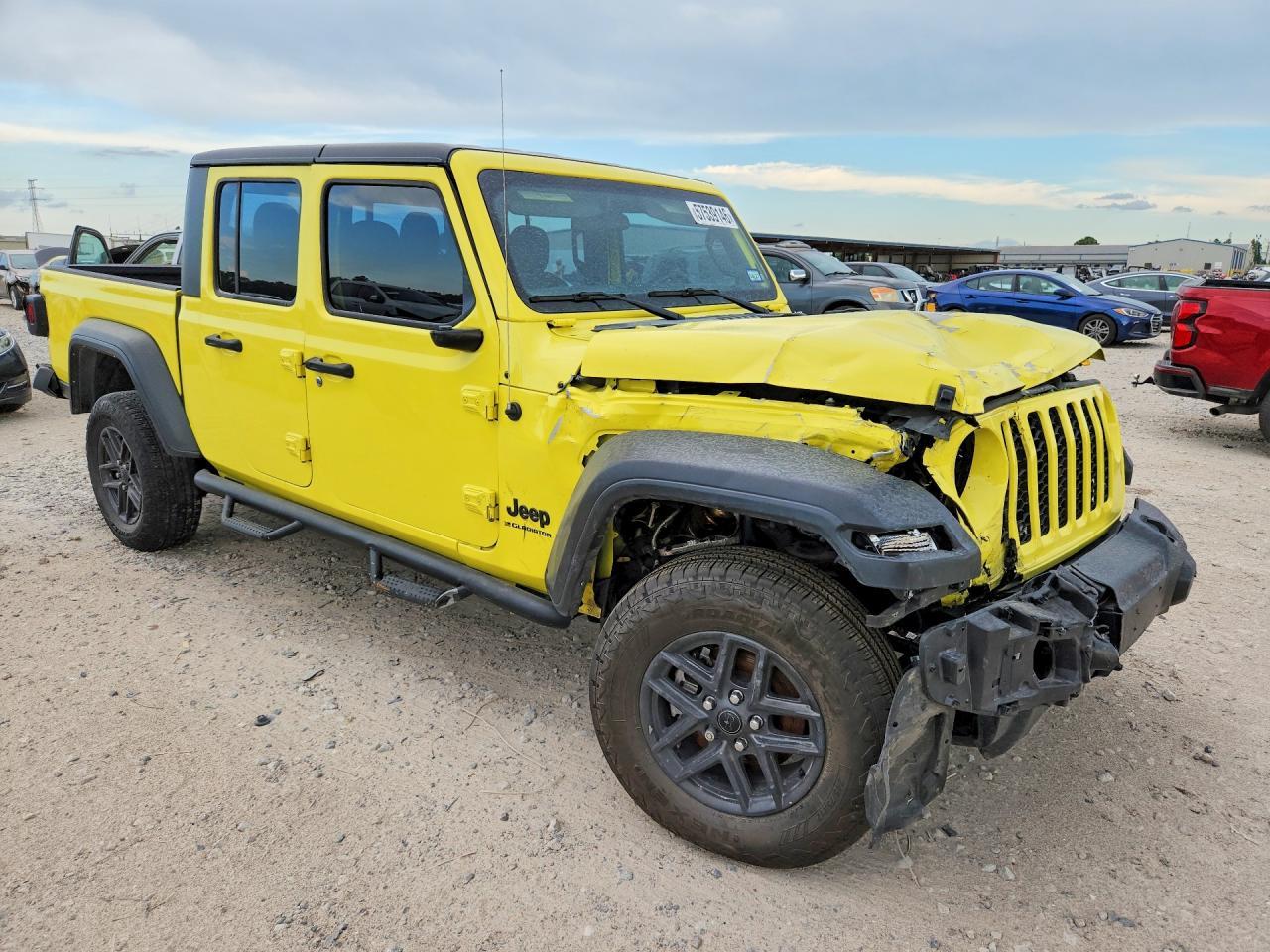 2023 Jeep Gladiator Sport - Image 4